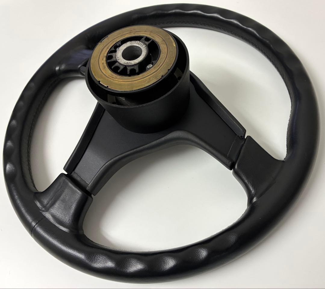 ナルディ NARDI ステアリング ハンドル 36cm/ホーンボタン/MOMO