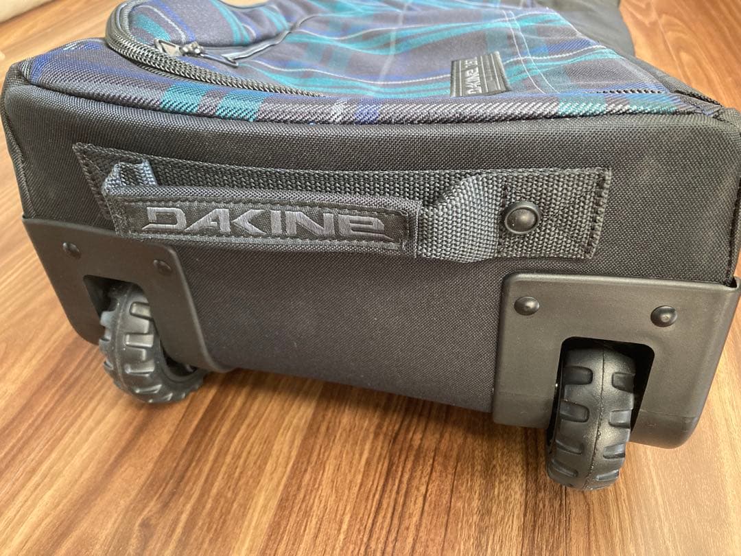 11/30出品　スノーボード　キャスター　ローラー付き　DAKINE 157