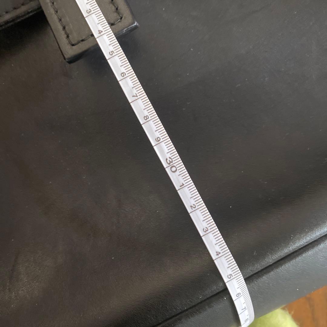 フェラガモ　黒 レザー ビジネスバッグ