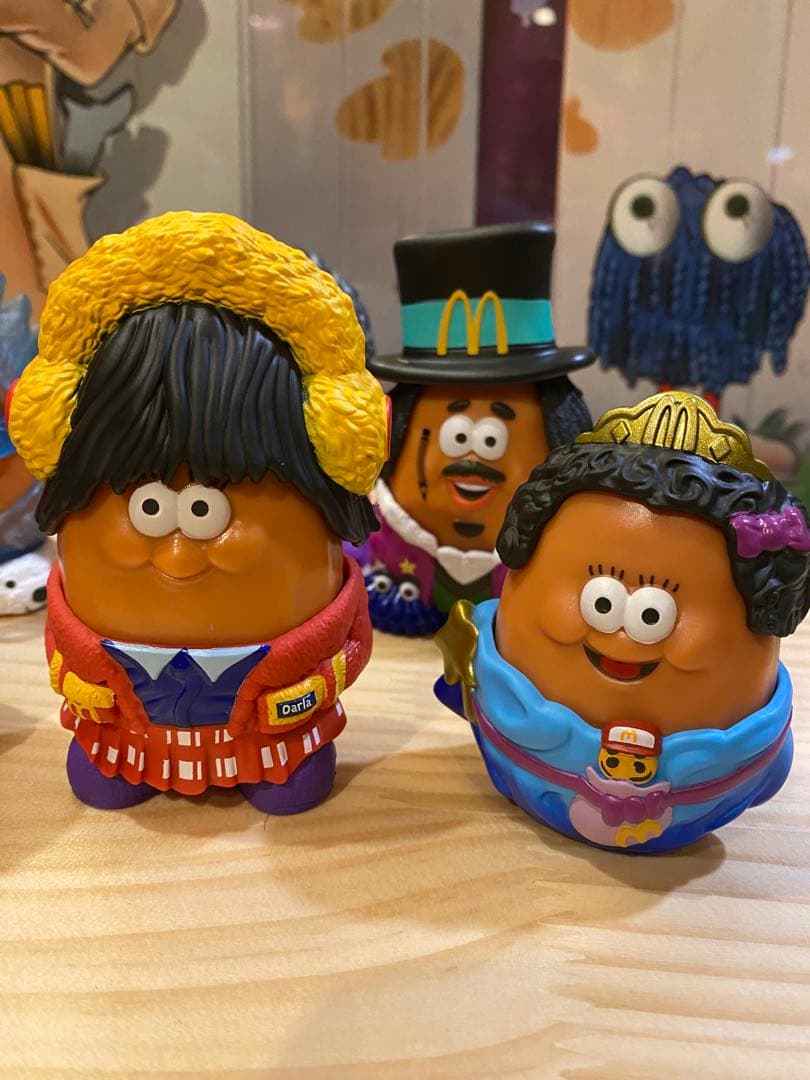 マクドナルド ハッピーミールトイ　カーウィンフロスト ナゲットバディーズ