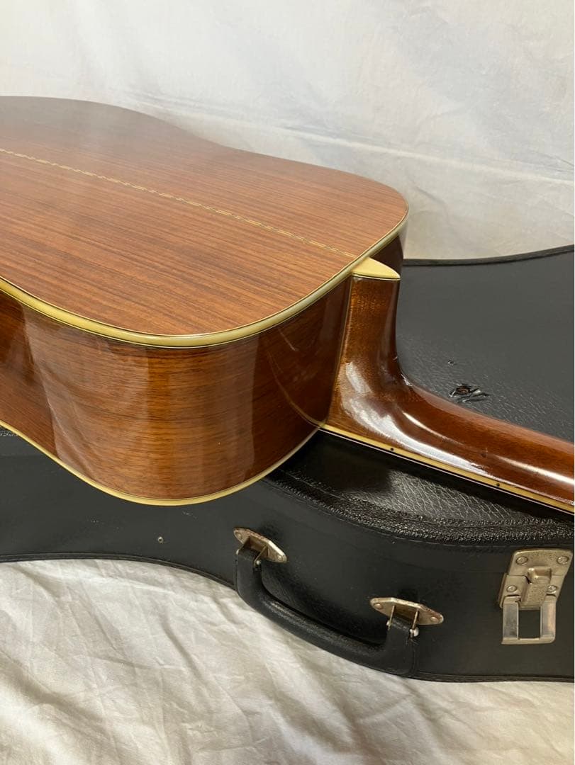 ぴなた様。アコースティックギター Morris W30 ジャパンビンテージ