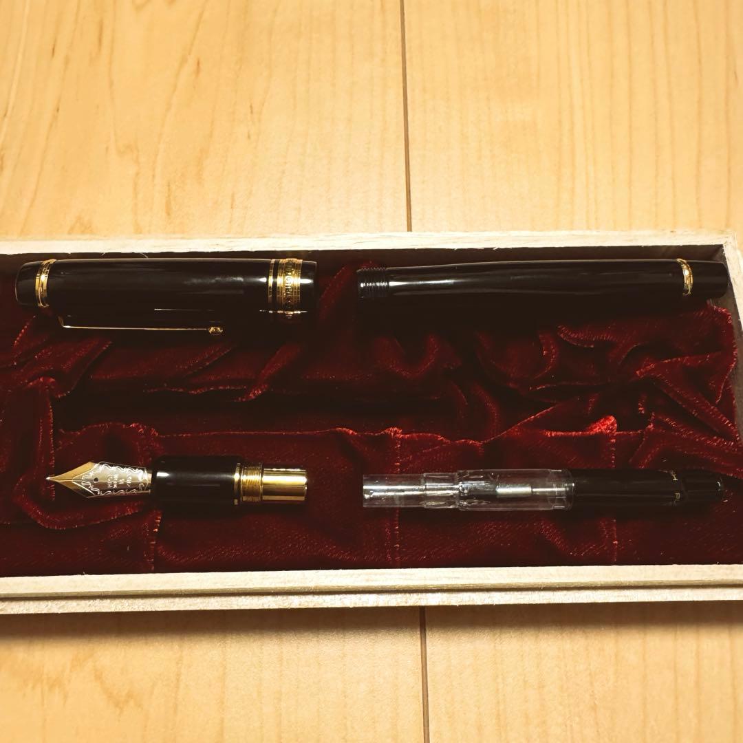 PILOT カスタム845 M 中字 18K 万年筆