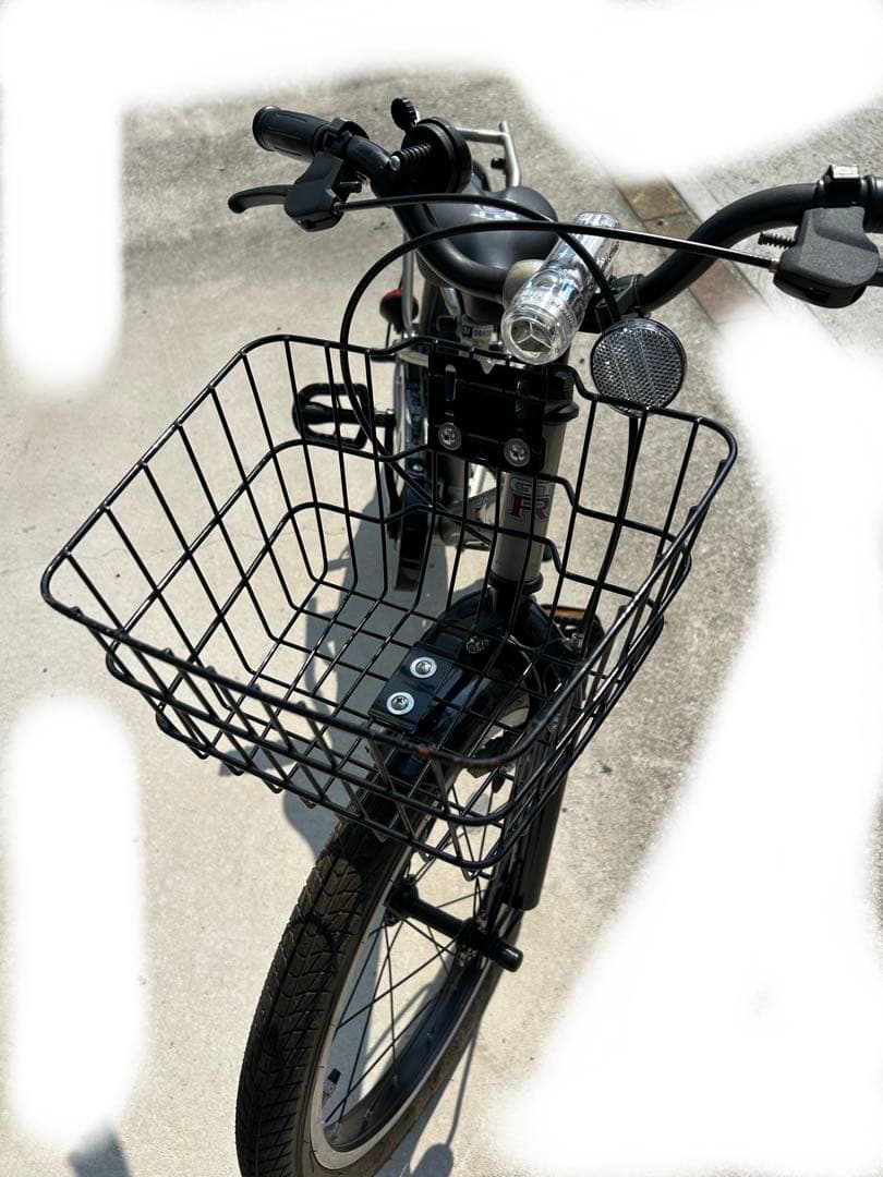 子供用自転車　18インチシルバー　 大阪　引き取り限定