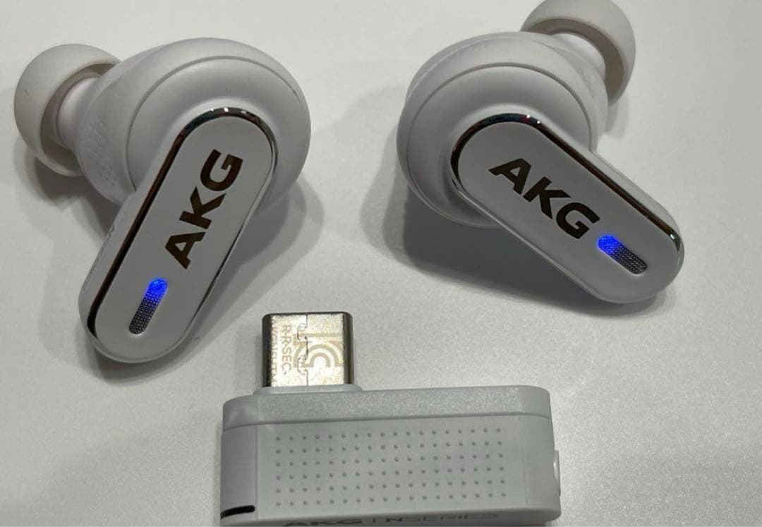 AKG N5 HYBRID ワイヤレスイヤホン ホワイトカラー