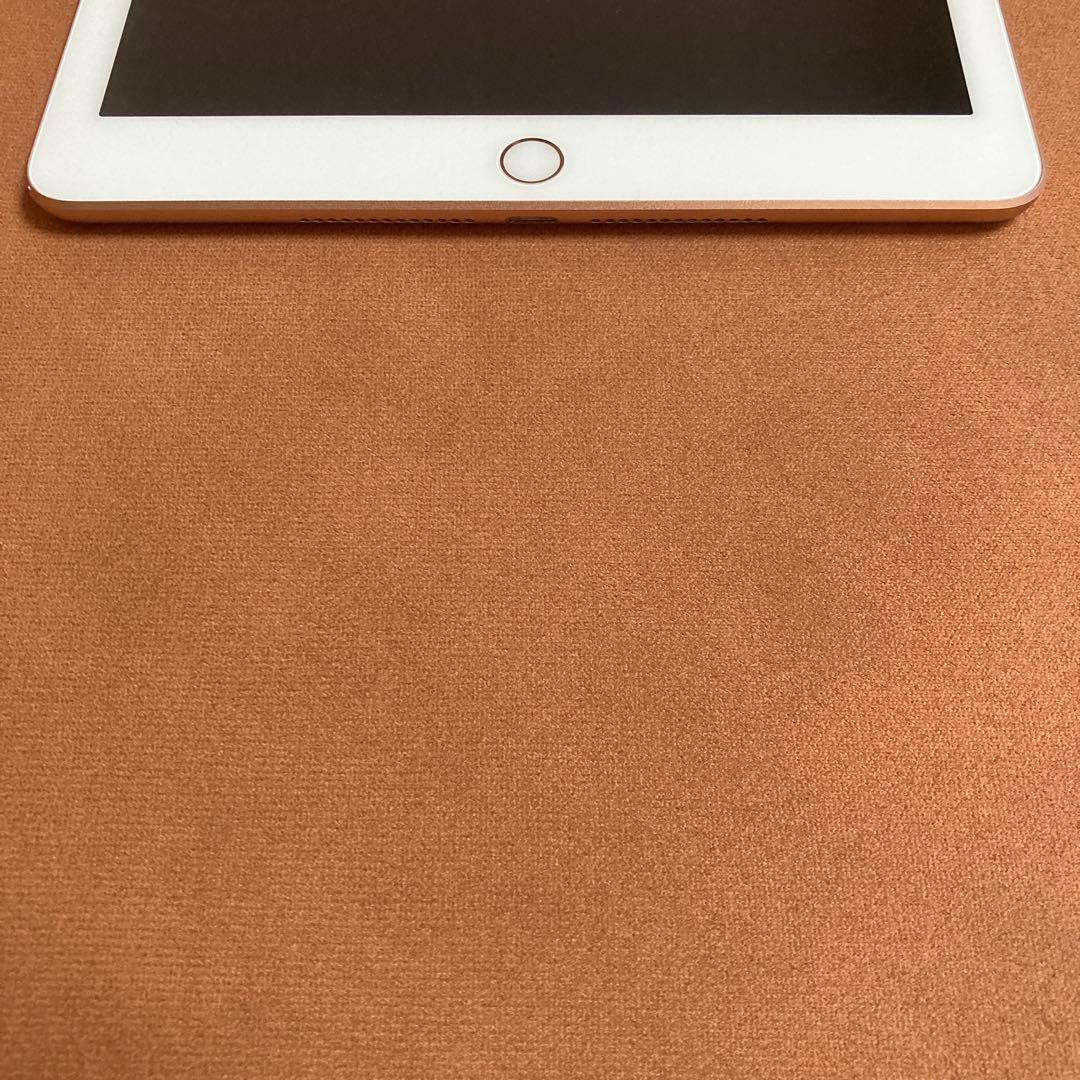 1043 電池最良好☆比較的美品☆iPad6第6世代 32GB WIFIモデル☆