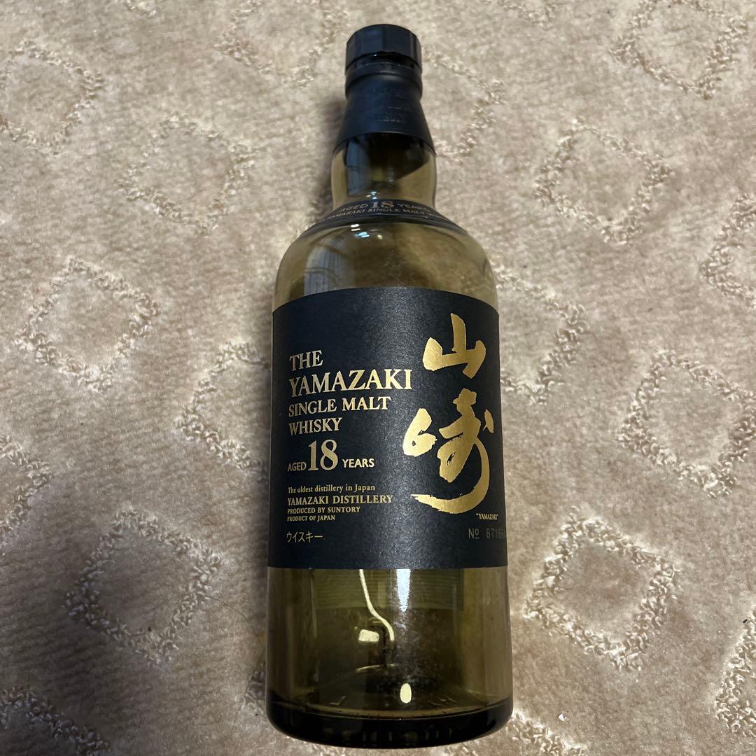 山﨑18年　空き瓶と空き箱