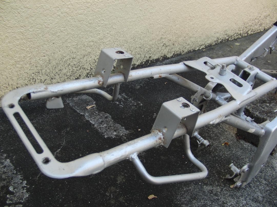 ★NSR50/80 後期型フレーム カット無し、サイドスタンドステー付 書付！