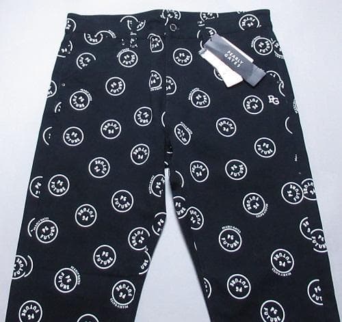 新品 パーリーゲイツ ゴルフ　ニコちゃん総柄パンツ/6(84-88)/ネイビー