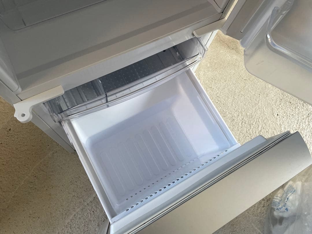 【美品】冷蔵庫 一人暮らし 137L SHARP シンプル 配送、設置対応可