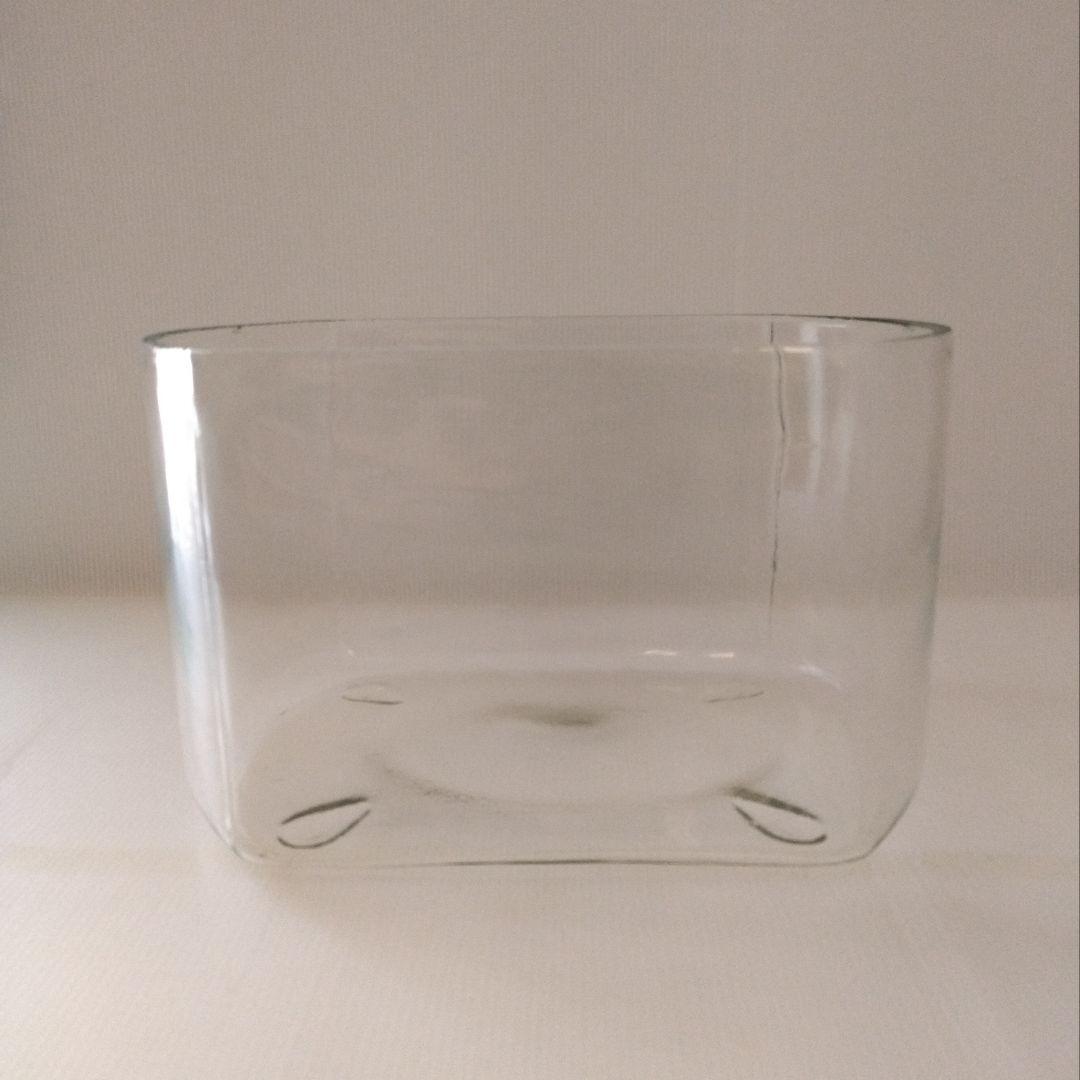 ゆらゆらガラス 楕円型 足付き 水槽