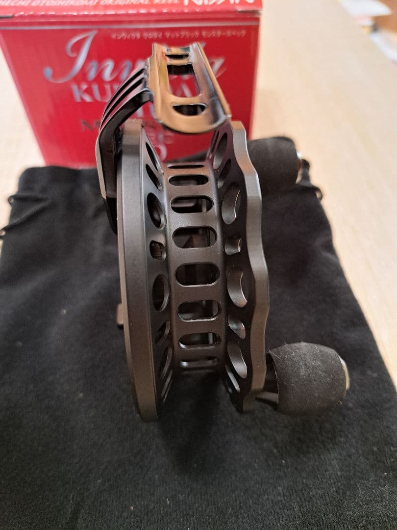 (極美品)宇崎日新 インヴィクタクロダイMBモンスターSPEC 90