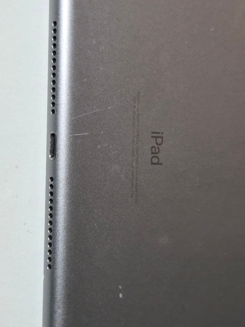 【本体】iPad第6世代 128GB シルバー