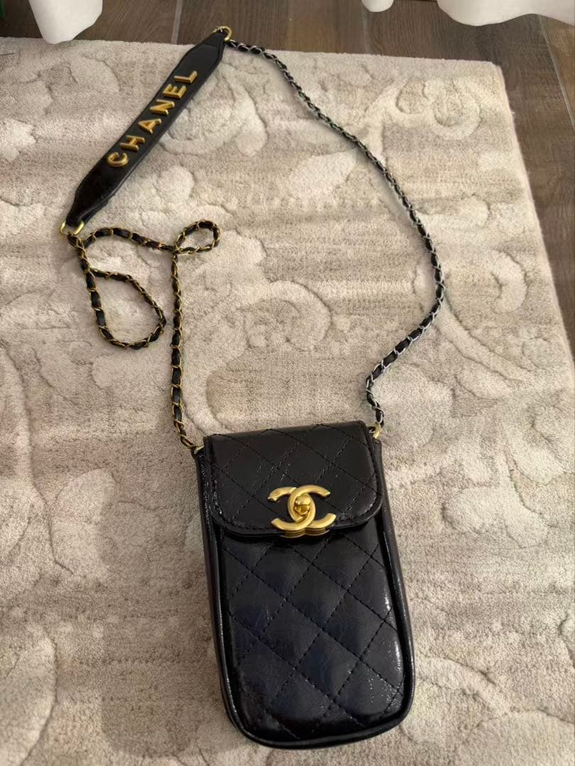 CHANEL ノベルティ　ブラック キルティング ショルダーバッグ