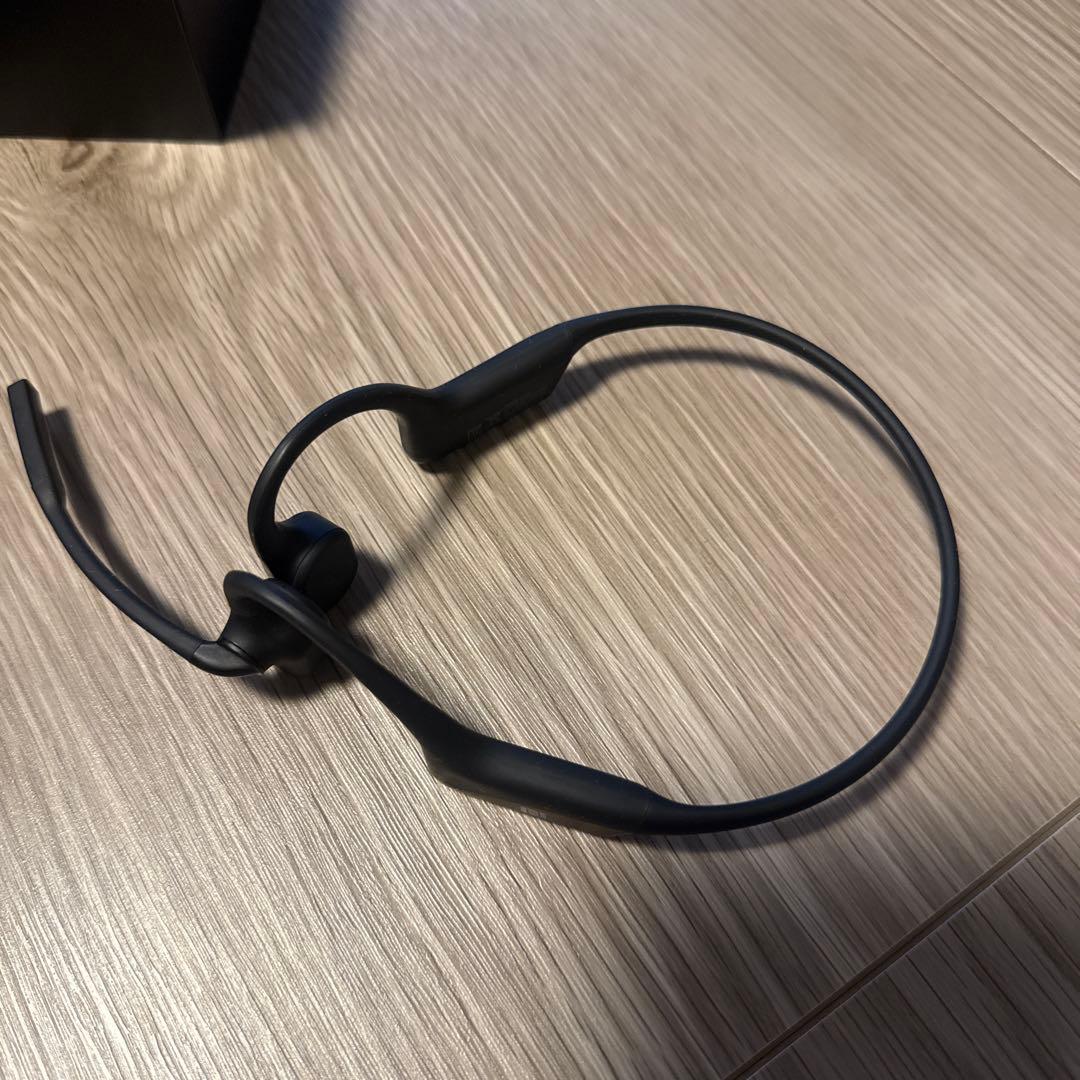 Ｋ*う様 SHOKZ OPENCOMM ブラック 骨伝導イヤホン