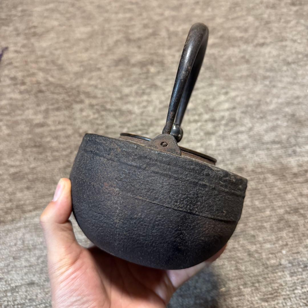 鉄瓶　銀摘付　鉄器　 アンティーク　骨董品　レトロ　鉄びん　茶道具