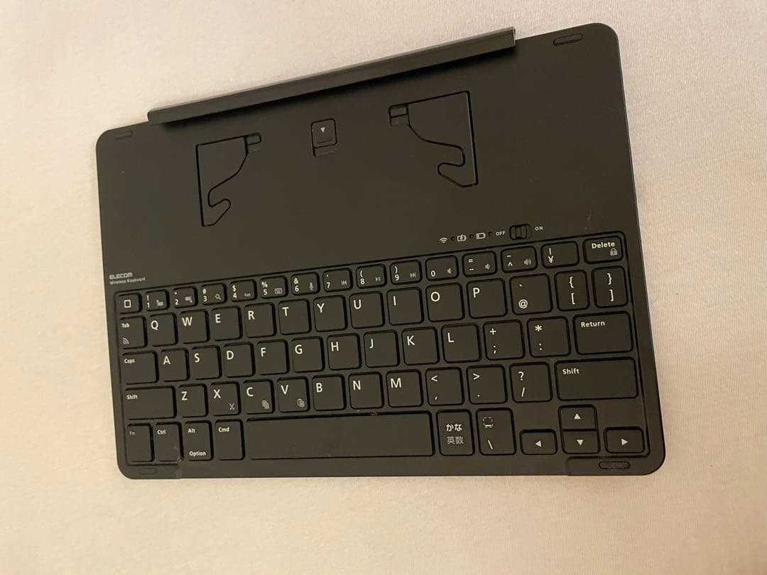 iPad Air 128GB Wi-Fiモデル キーボード付き