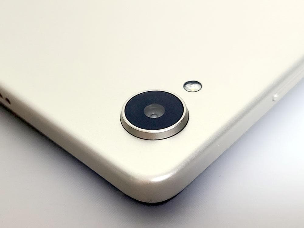 dtab Compact d-42A SIMロック解除済み 8インチ ゴールド