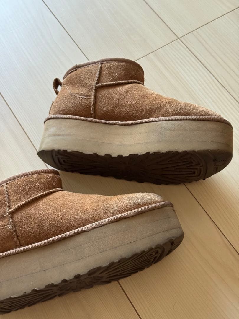 【本日のみ値下げ】UGG クラシック ウルトラ ミニ プラットフォーム 23cm