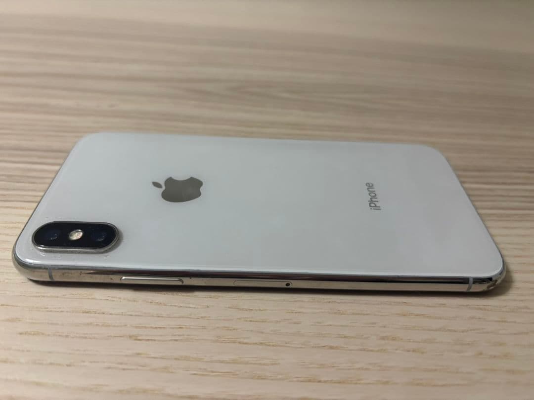 iPhone X 64GB シルバー 本体＋純正ケーブル SIMロックあり