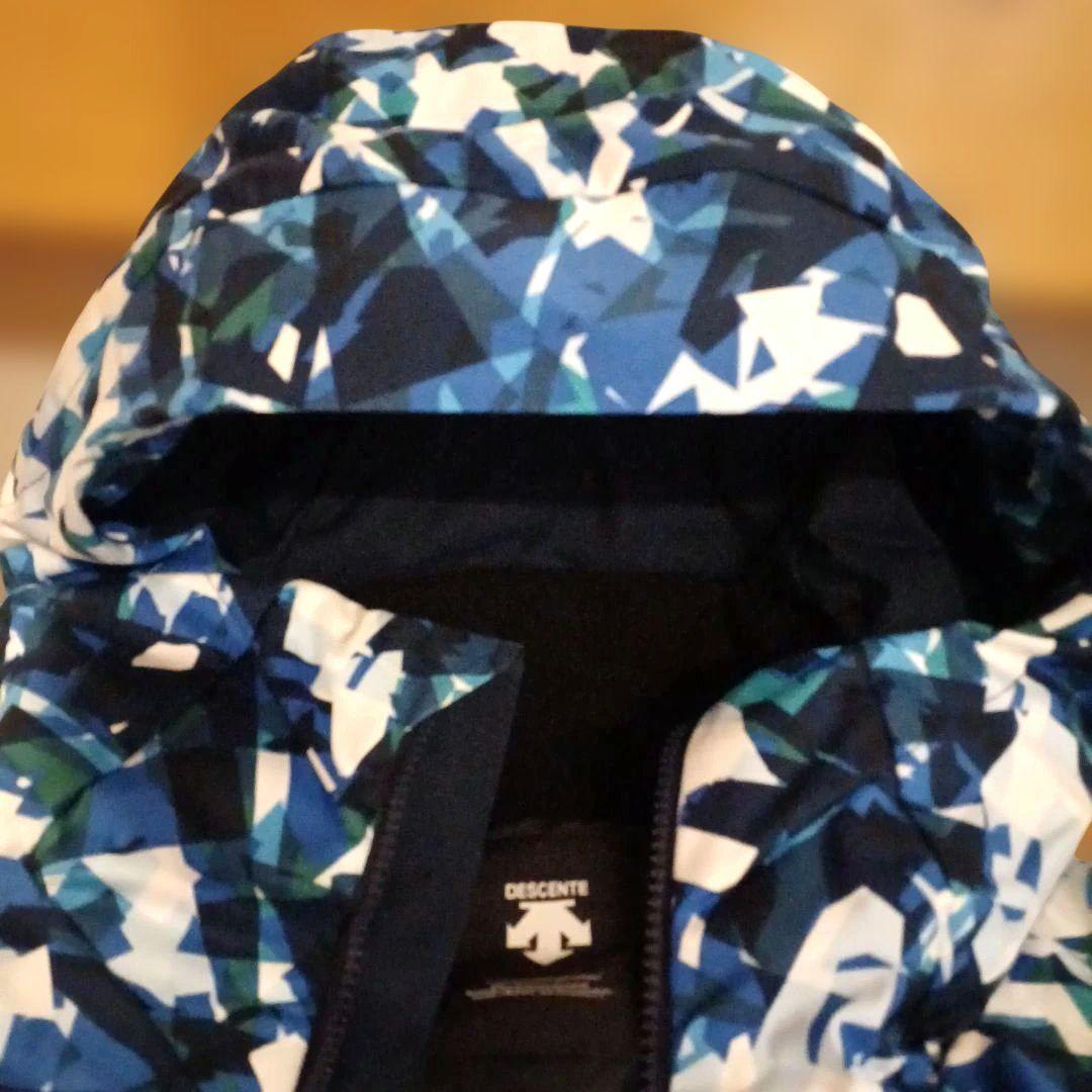 DESCENTE 157～163㌢　スキージャケット(収納できる腕ポケット付)