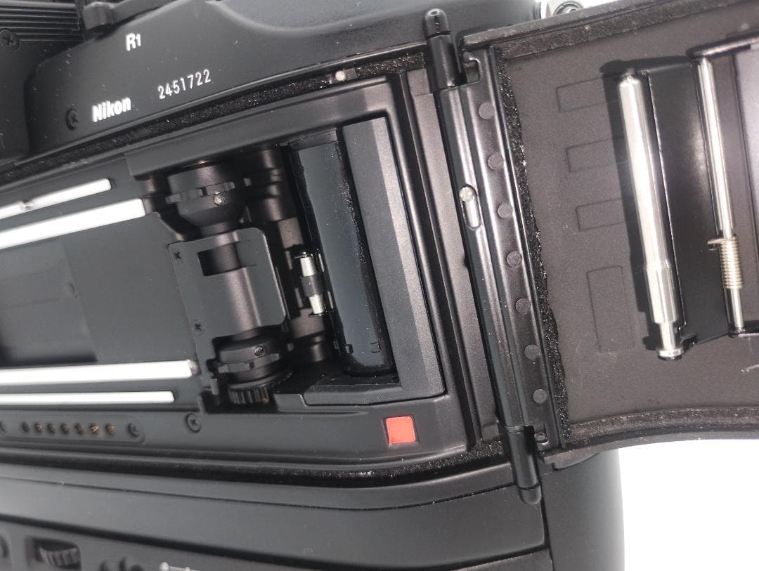 Nikon F4E フィルムカメラ 完動品 外観劣化あり