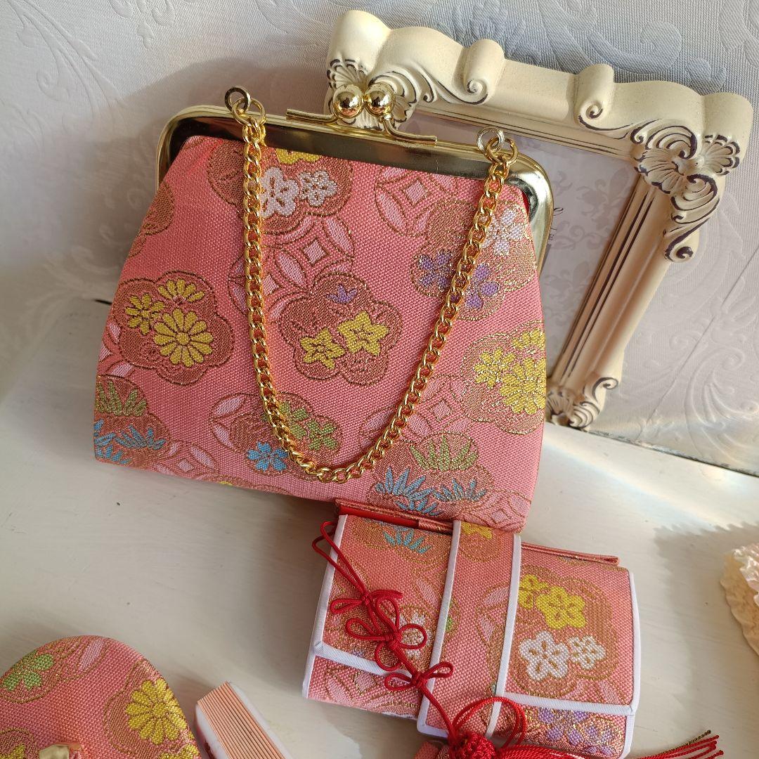 新品☆クリーム色に大きな椿の花模様が素敵な着物に作り帯☆七五三フルセット