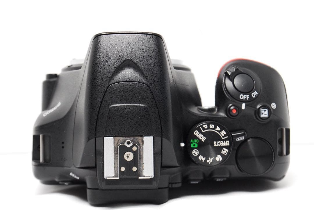 むぎ！！！✨️美品✨️Nikon D3500のすぐ使えるセット 【バッグ無】