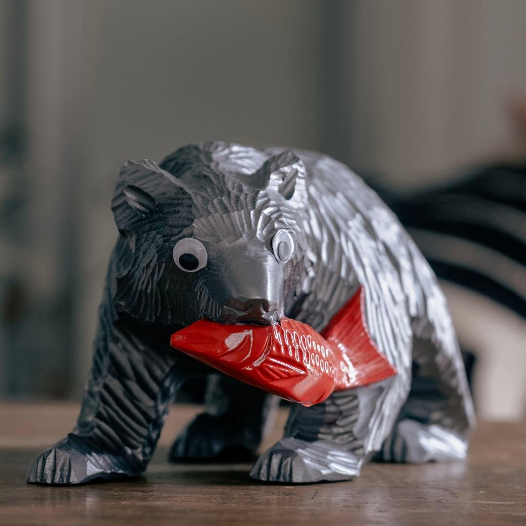 熊の置物 現代アート