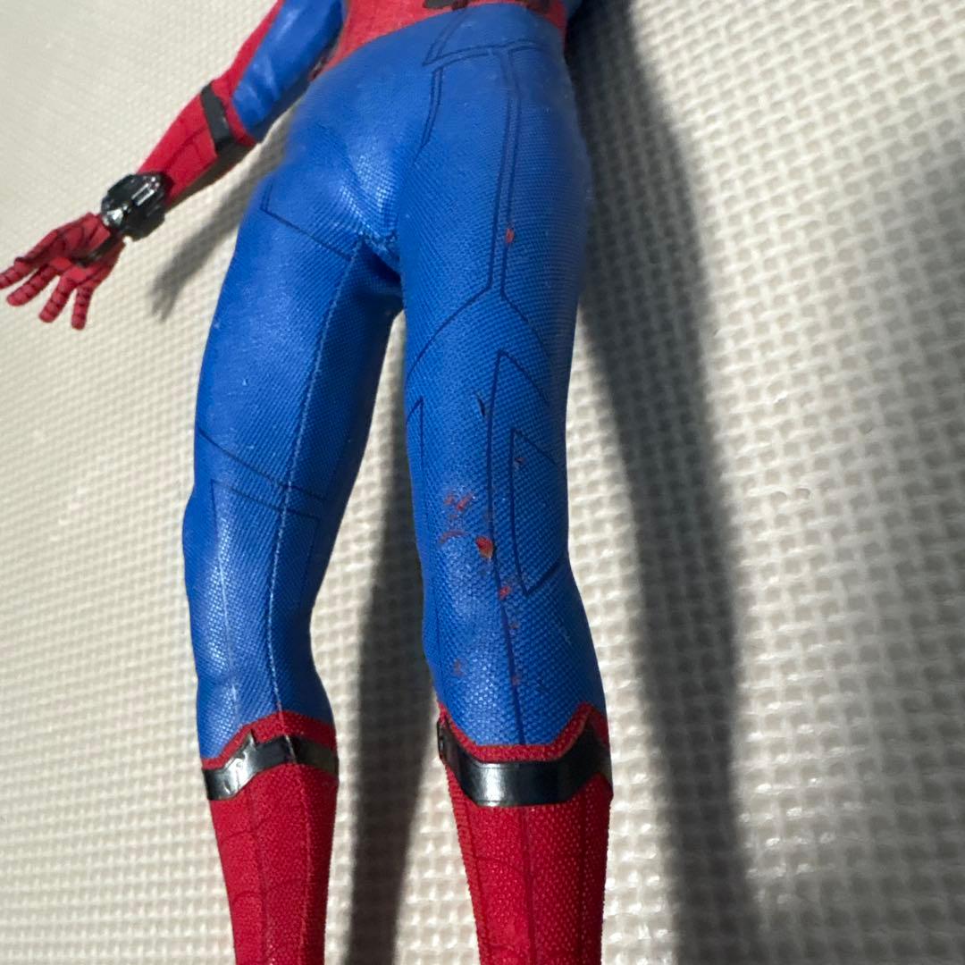 hot toys 箱付き　スパイダーマン フィギュア 可動式 付属品付き