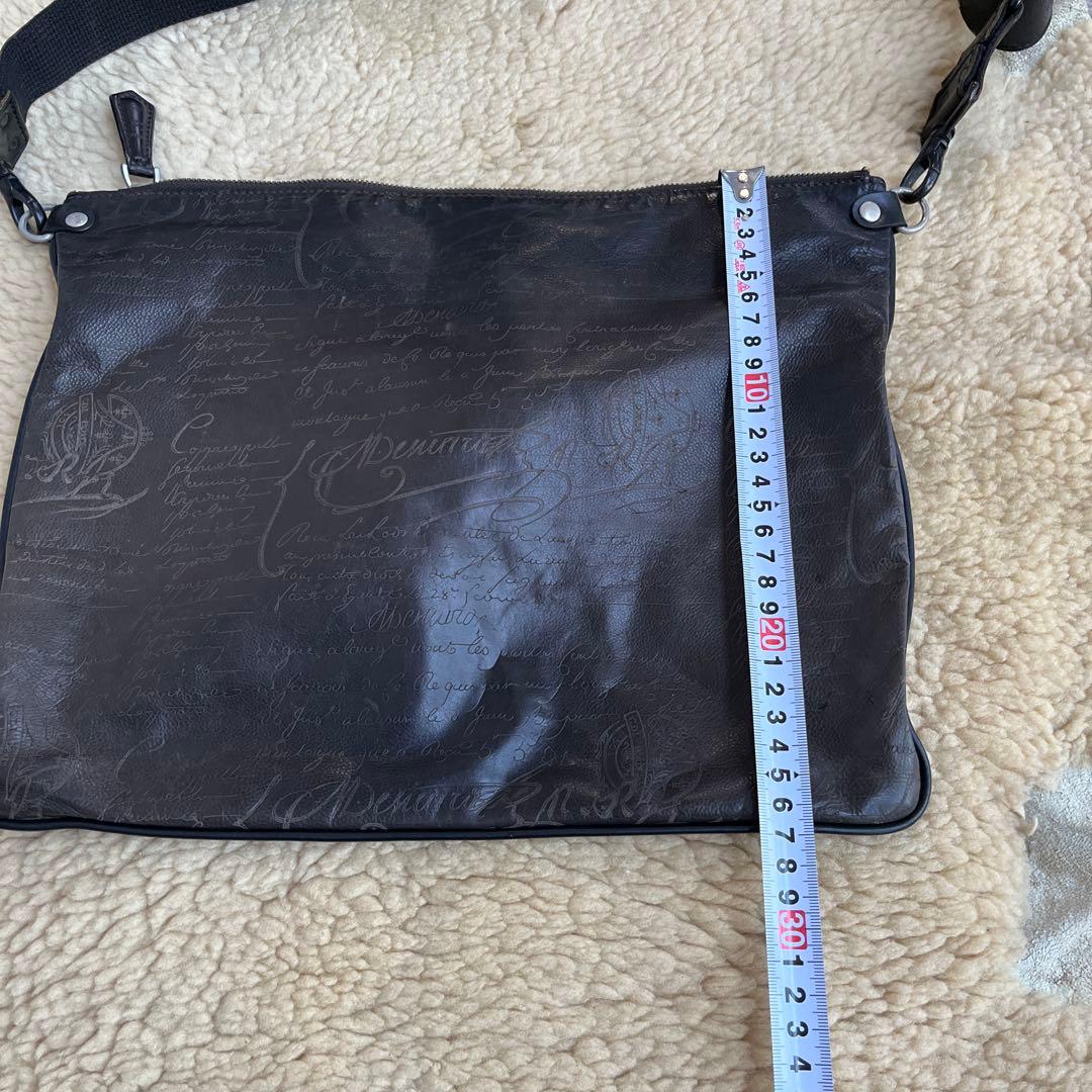 ベルルッティクラッチバッグ　黒茶