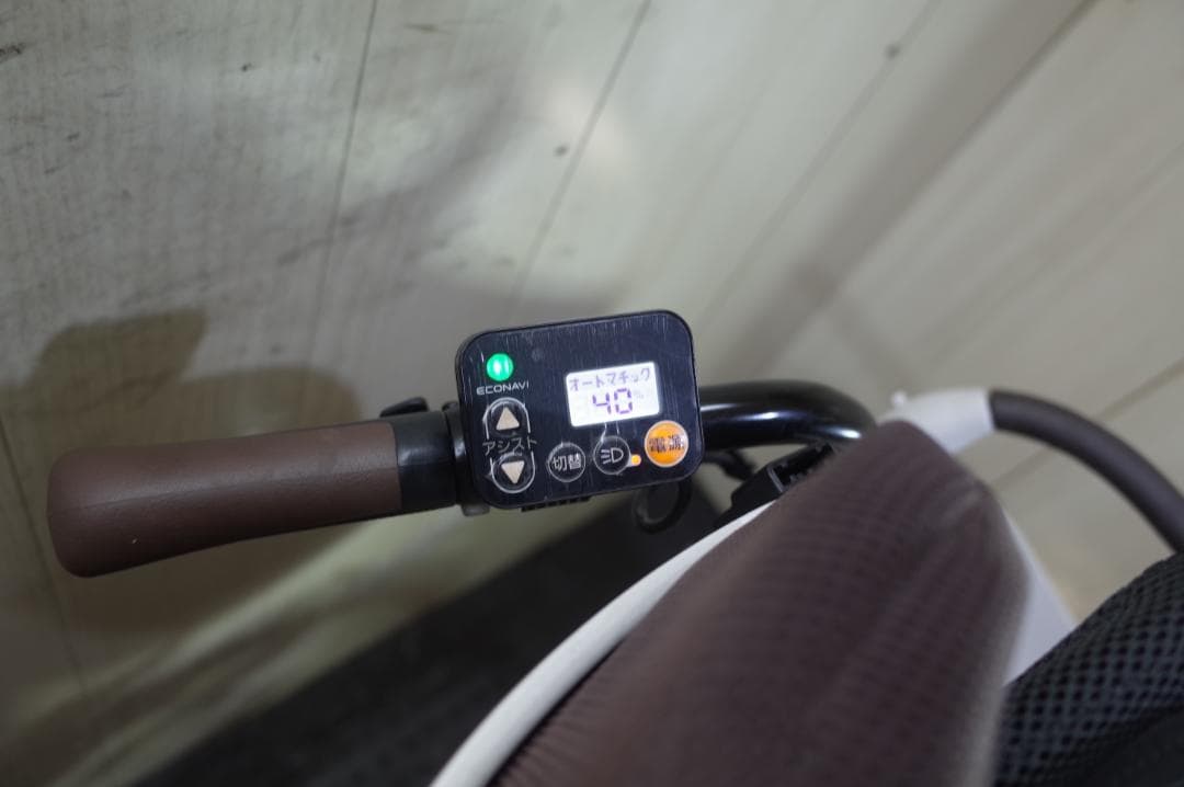 パナソニック ギュット・クルーム16AH 20インチ 3段 LED 充電器付き