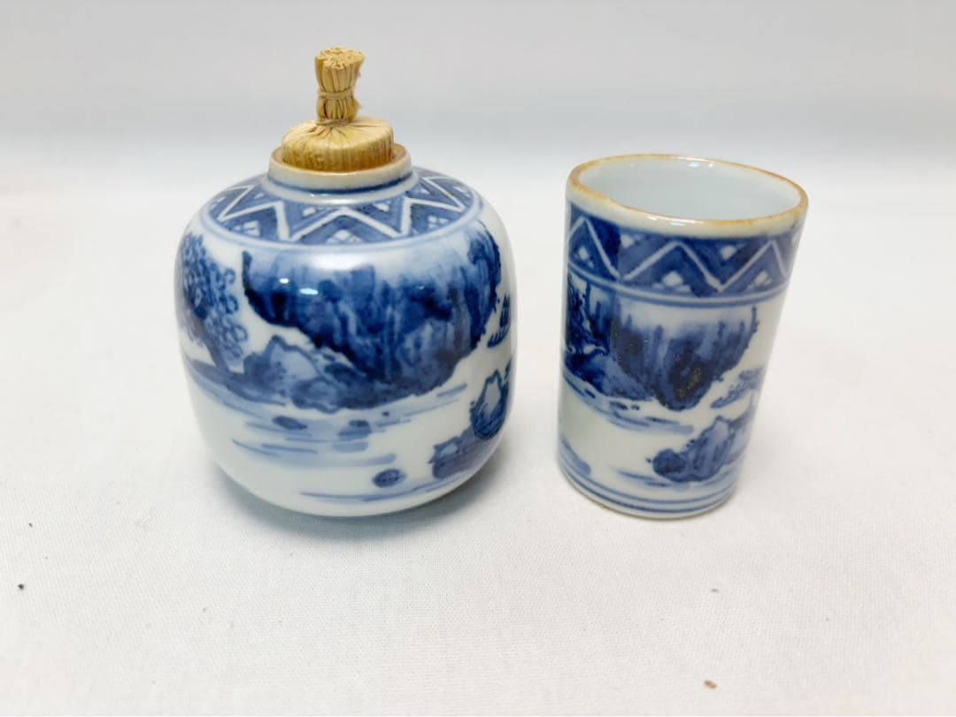 ほぼ未使用 茶道具 黒面朱利休茶箱 セット 茶碗 棗 茶筅 振出 巾筒 香合紙箱