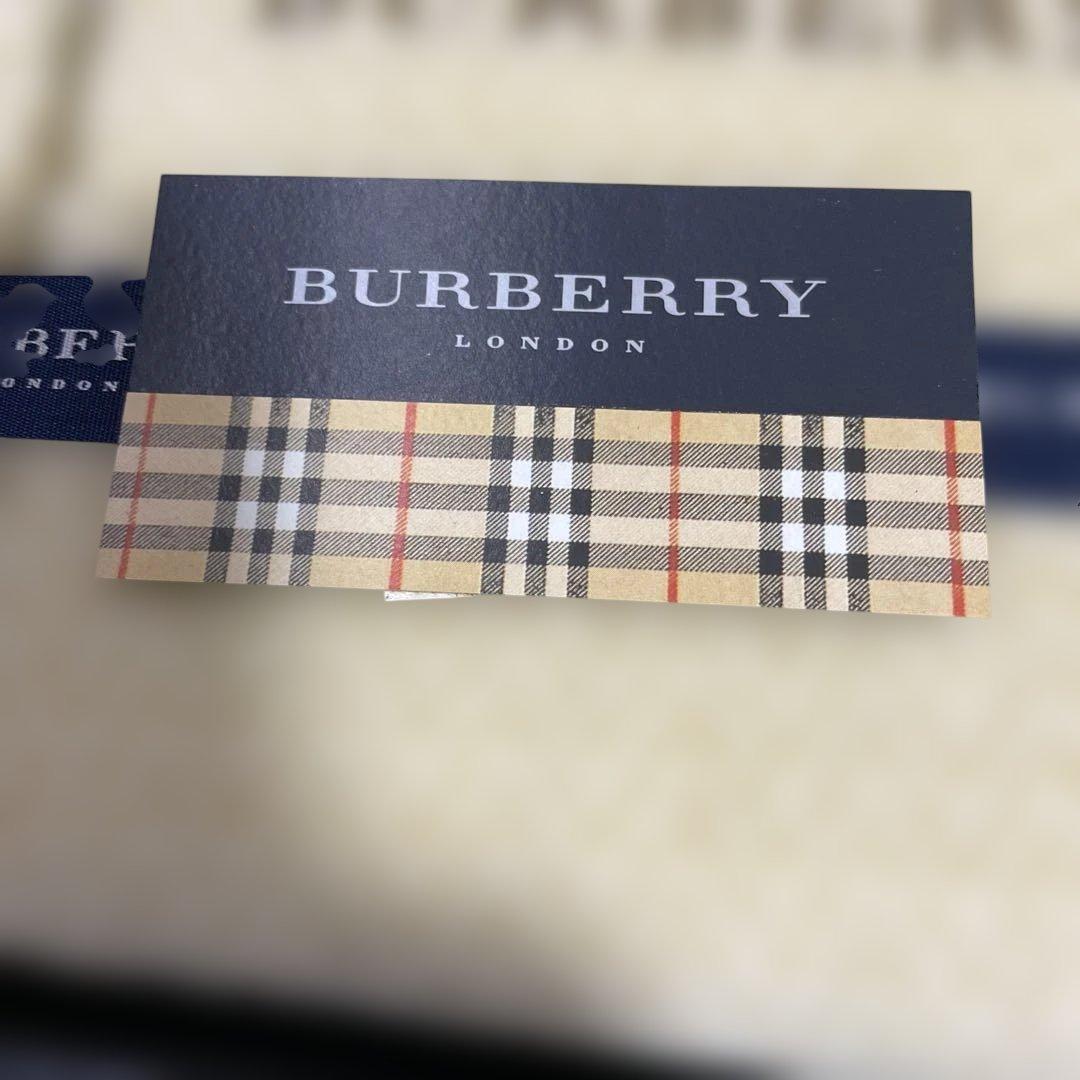 BURBERRY ギフトモーフボックス 140x200cm
