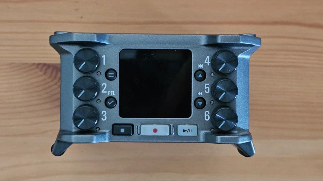 ZOOM F6フィールドレコーダー+PCF-6プロテクティブケース(純正箱あり)