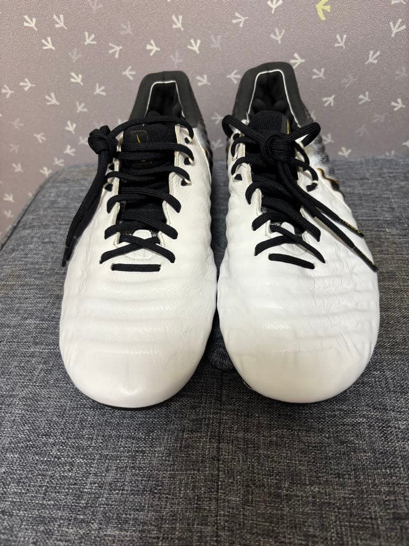 ナイキ レジェンド 7 エリート HG(ホワイト×ブラック) サッカー スパイク