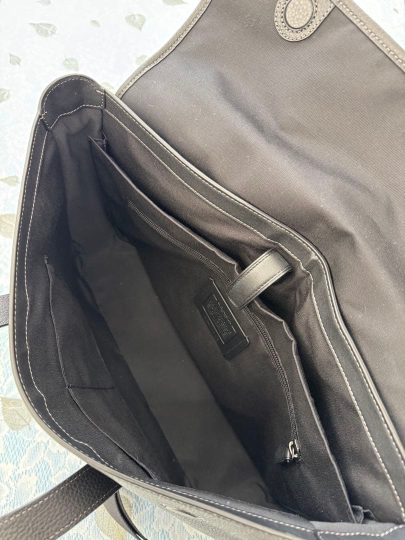 【ピコ治郎】COACHサリバントート本革黒ノートパソコン15.6㌅収納可