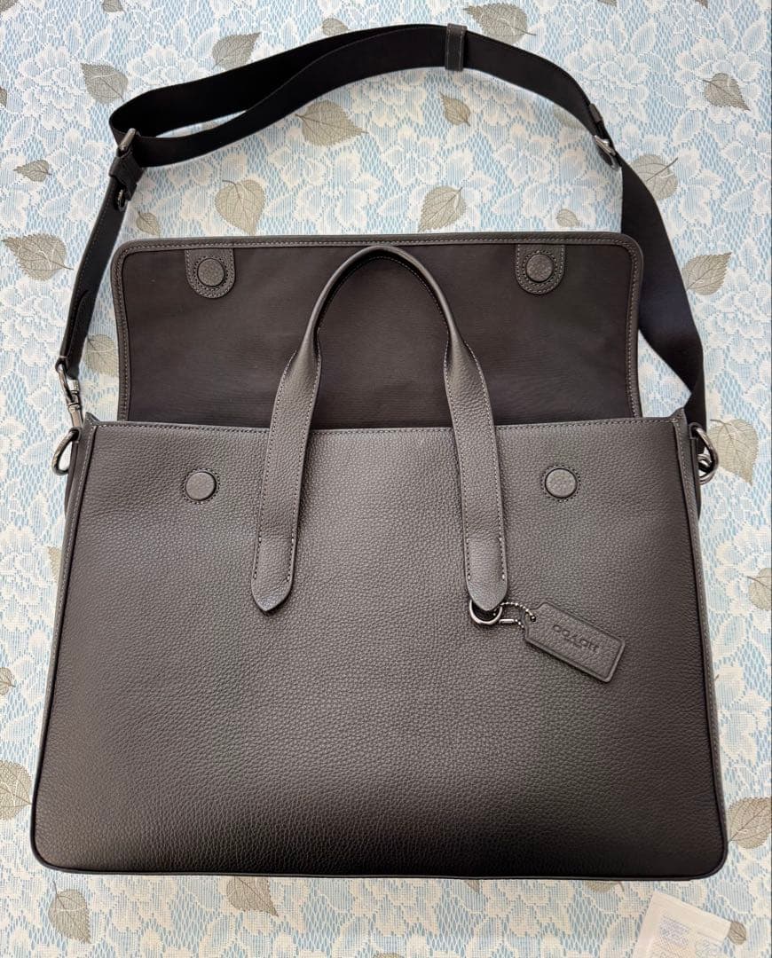 【ピコ治郎】COACHサリバントート本革黒ノートパソコン15.6㌅収納可