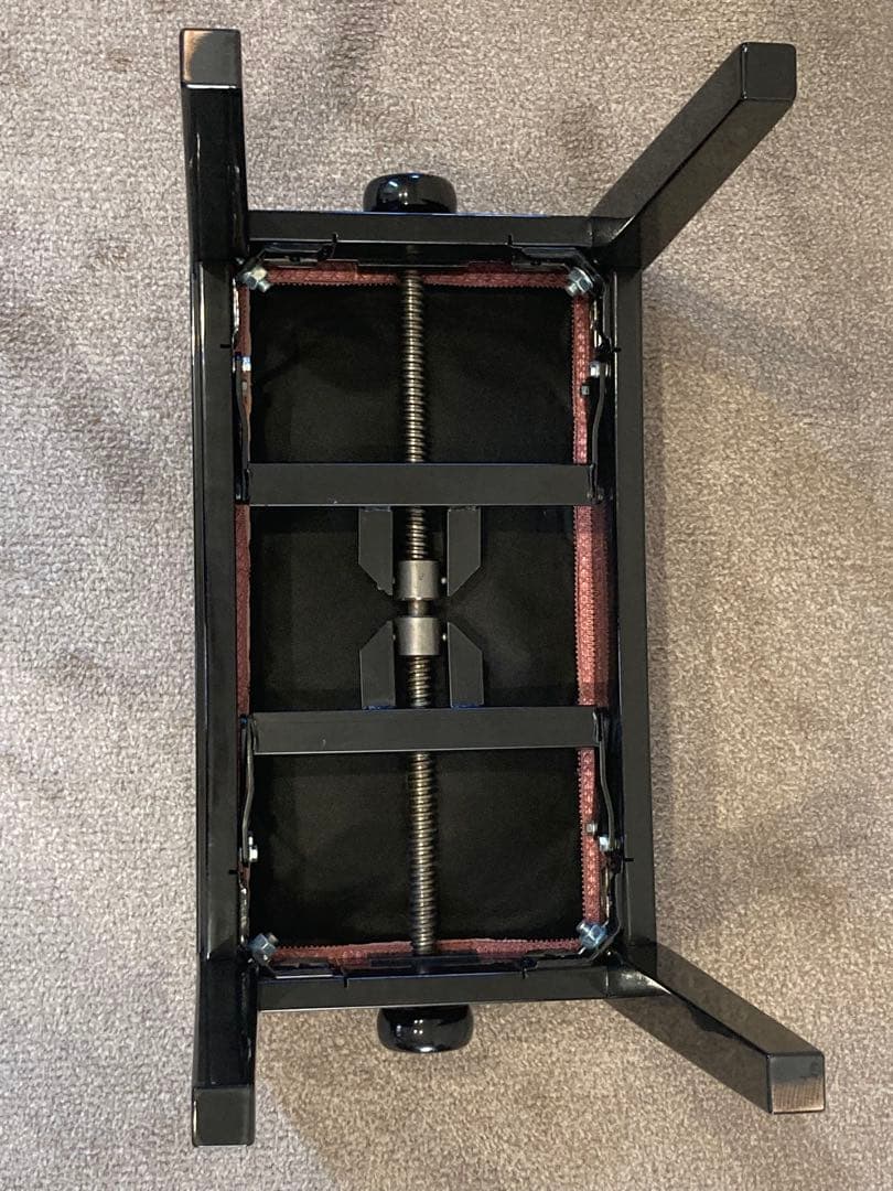 【スペイン・イドラウ社製】甲南 BG-1 ピアノ椅子 黒塗 ピアノ高低自在椅子