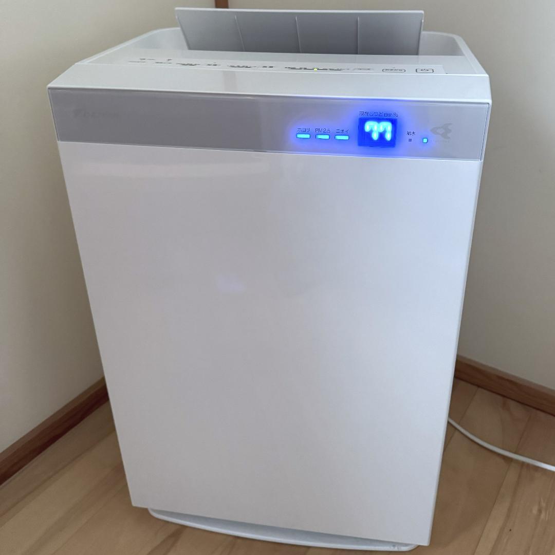 【美品】ダイキン 加湿空気清浄機 MCK70WE7-W 箱取説有り