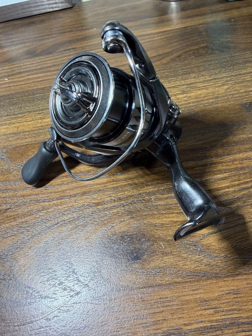 ほぼ未使用 シマノ 25コンプレックスXR c2500 F4 XG