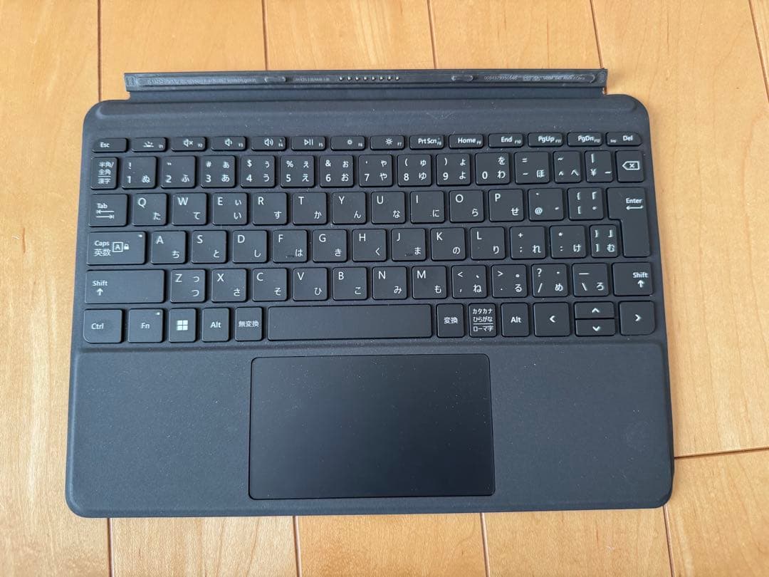 サーフェスGo2 取り外し可能キーボード付き