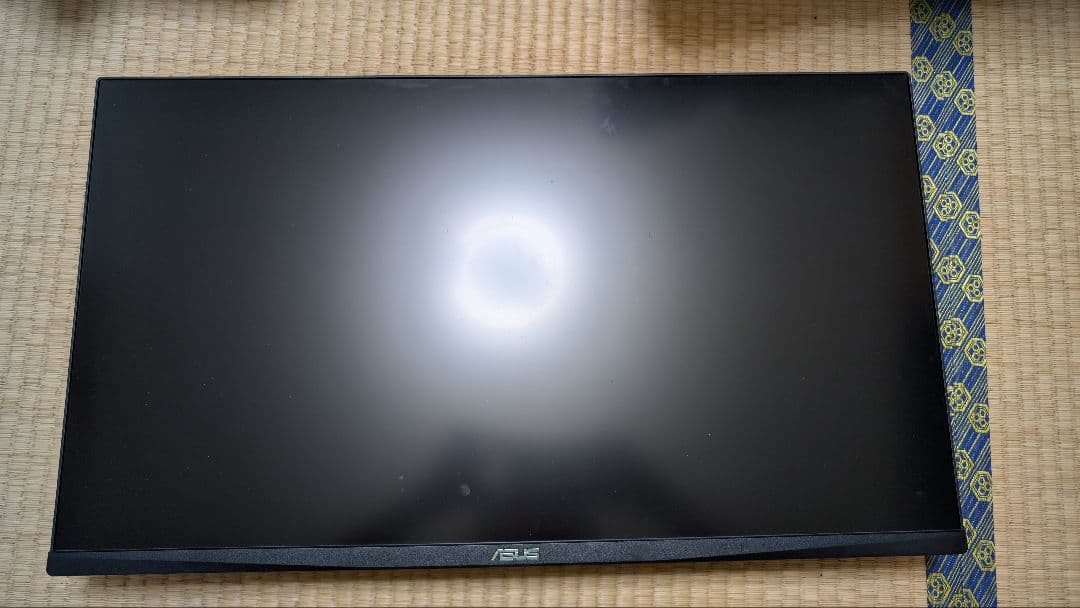 ASUS TUF GAMING VG28UQL1A 28インチモニター