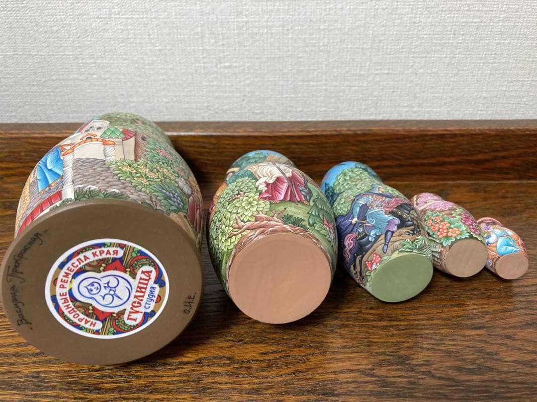 ロシア雑貨☆うるわしのワシリーサ民話マトリョーシカ(5P)オルガ作コブロフ工房