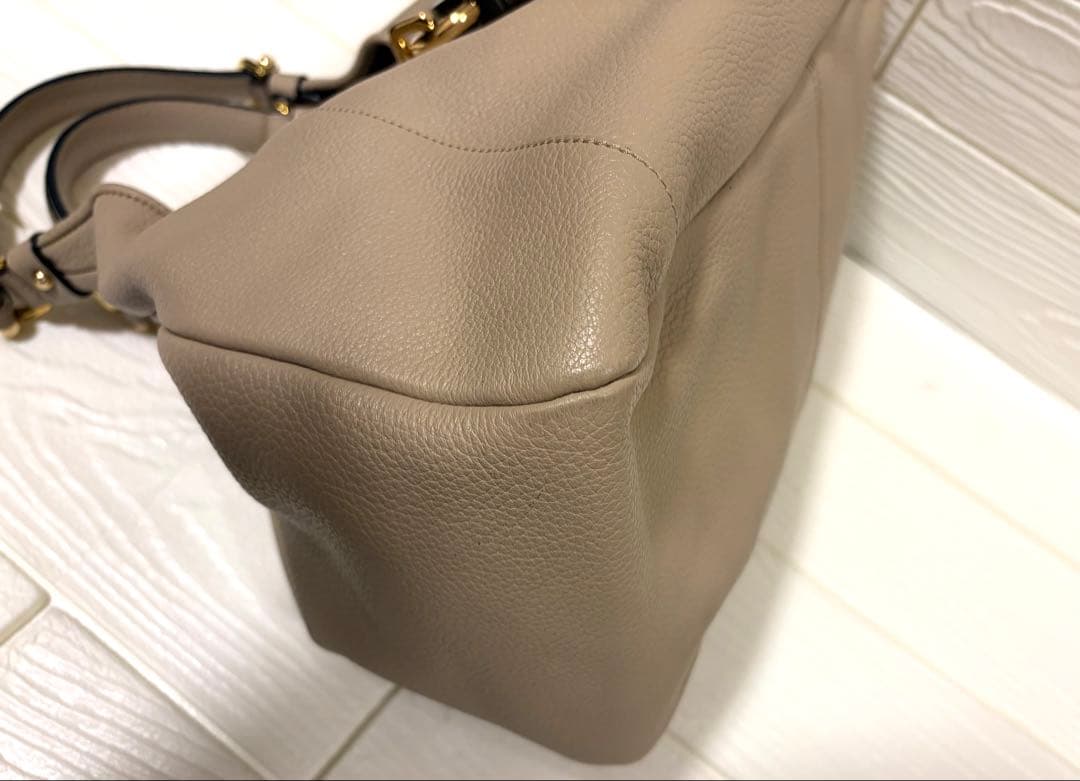 【美品】ロエベ カリエ ホーボー ベージュ　LOEWE