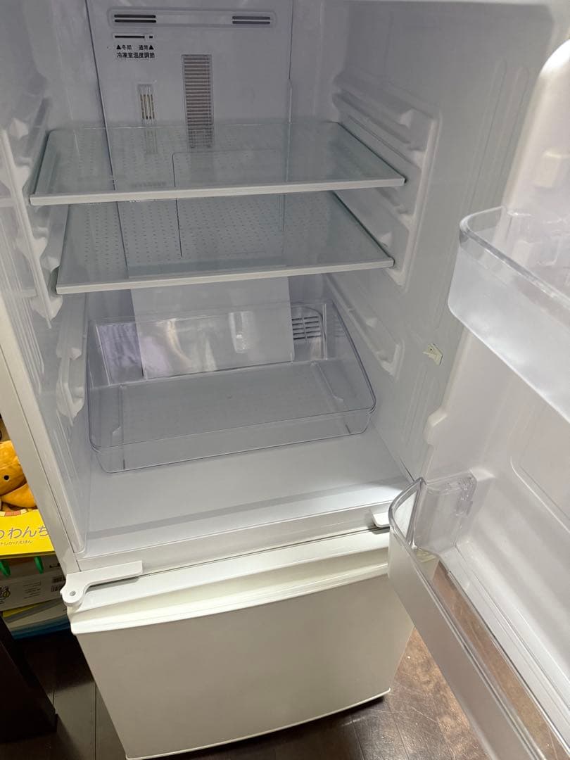 冷蔵庫 シャープ　2016年製　送料込み