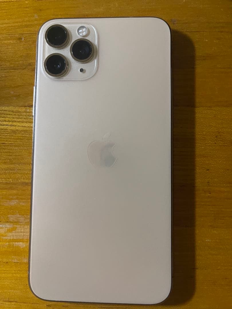 【ジャンク】iPhone11 pro 64GB　画面割れ