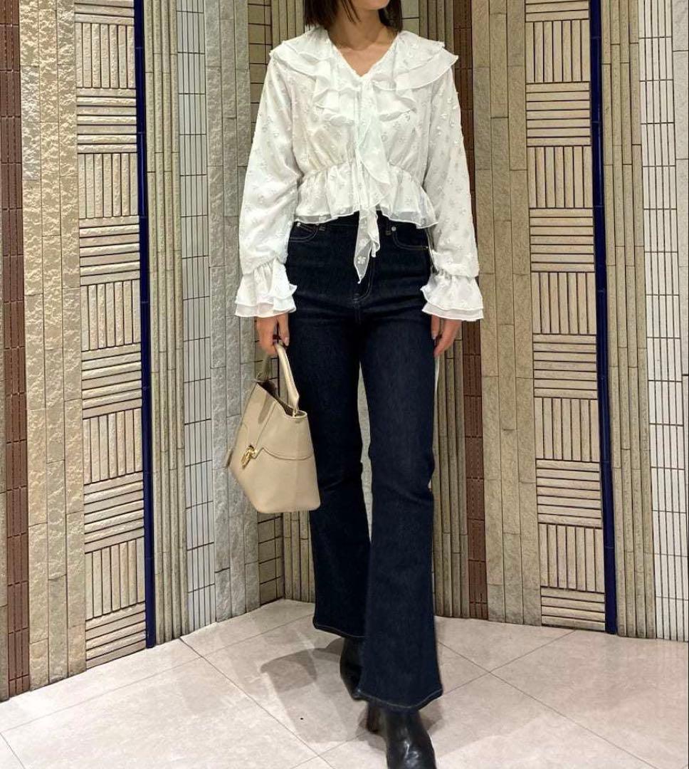 【新品タグ付き】SNIDEL Sustainableバリエーションフリルブラウス