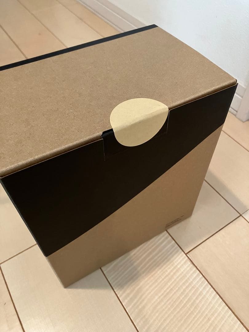 nura ONE オンイヤースピーカー　ライトグレー