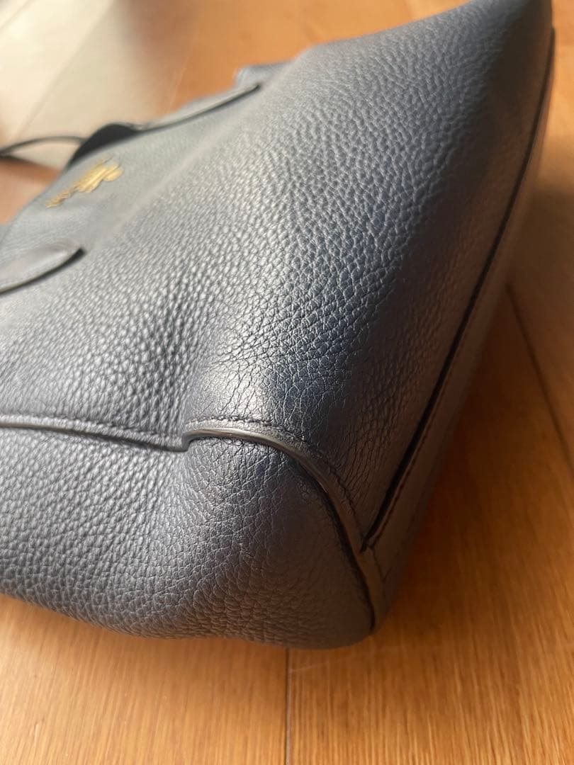 PRADAプラダトートバッグ