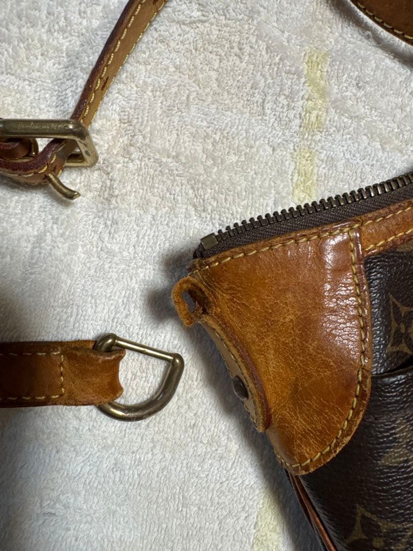 中古品】ルイヴィトン モノグラム ショルダーバッグ 紐切れあり